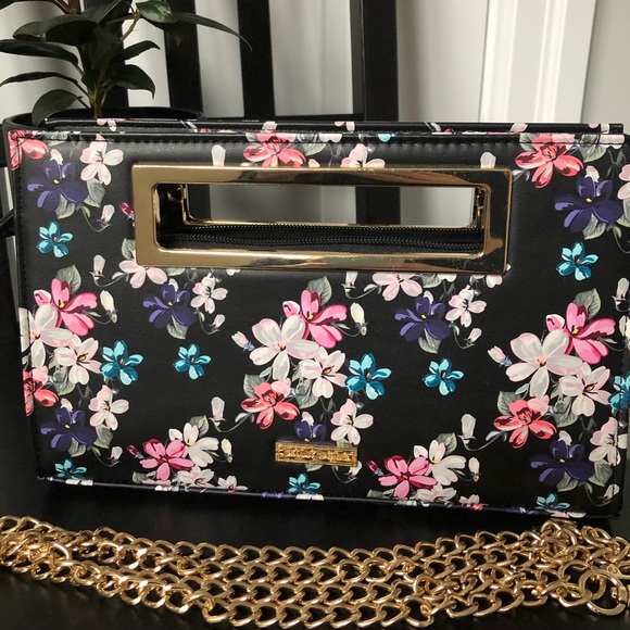 Call It Spring | Floral Clutch - Picture 1 of 2